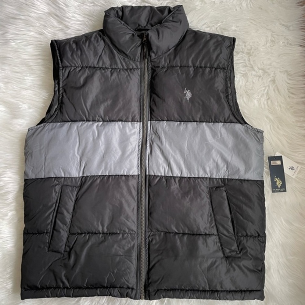 U.S. Polo Assn. | NWT Men’s XL Black with Gray Stripe Puffer Vest Brand New